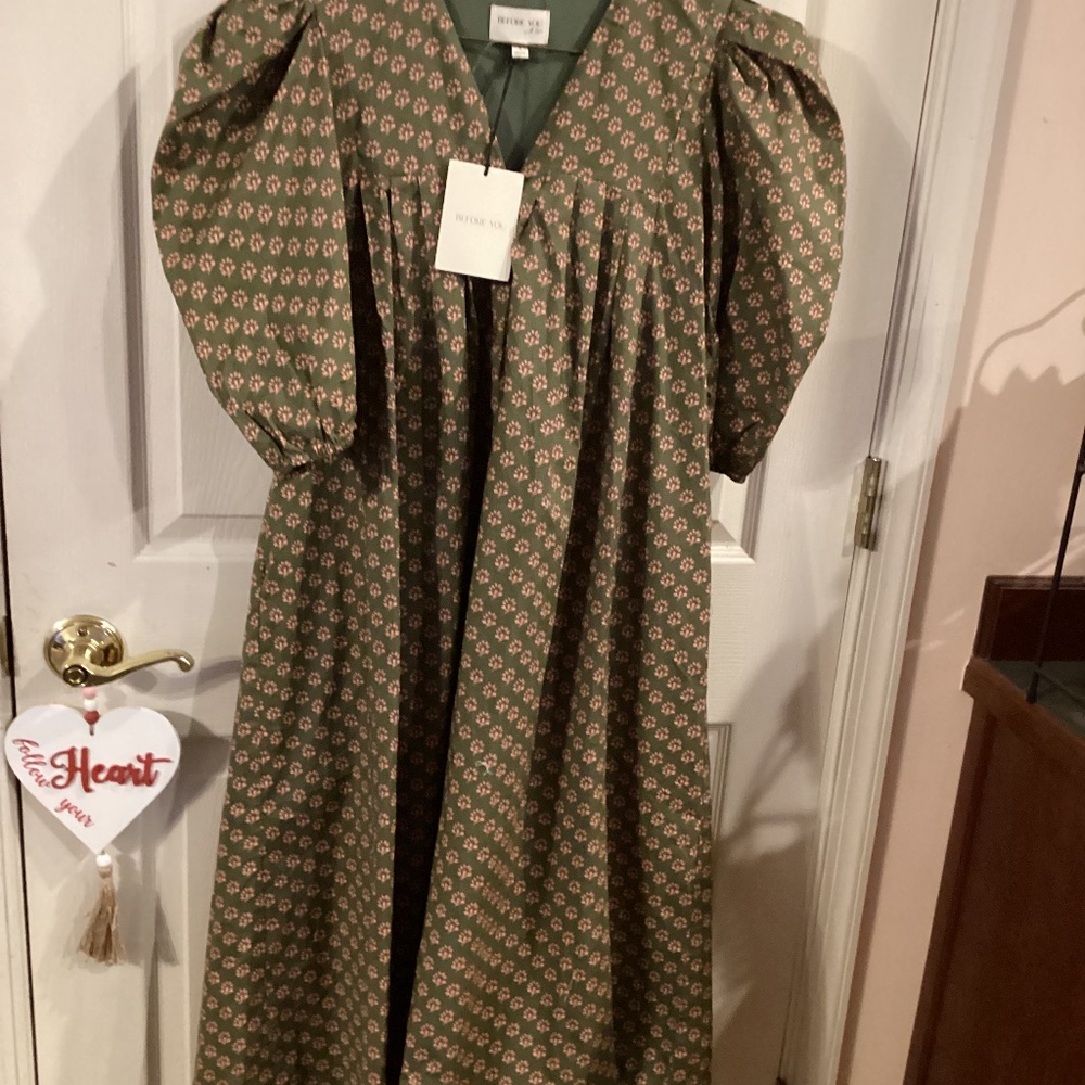 NWT BEFORE YOU  LINED DRESS SIZE SMALL
